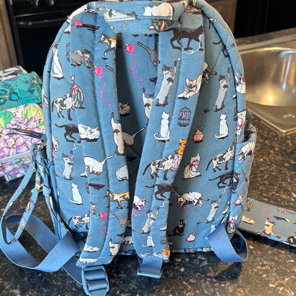 Vera Bradley Blue Cat Print Quilted Backpack with Pouch.  MINI BACKPACK - Picture 3 of 10